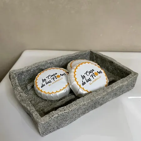 La Casa De Flores De Holiday home