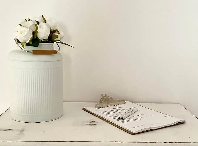 La Casa De Flores De * El Hornillo