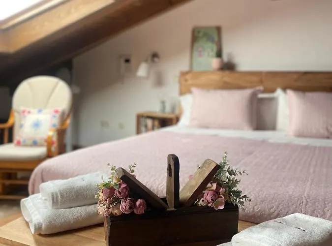 La Casa De Flores De *